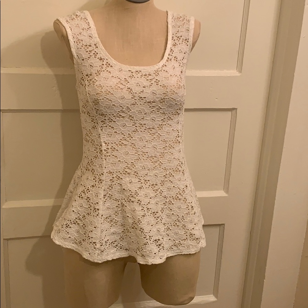 Ivory Lace knit, sleeveless blouse.